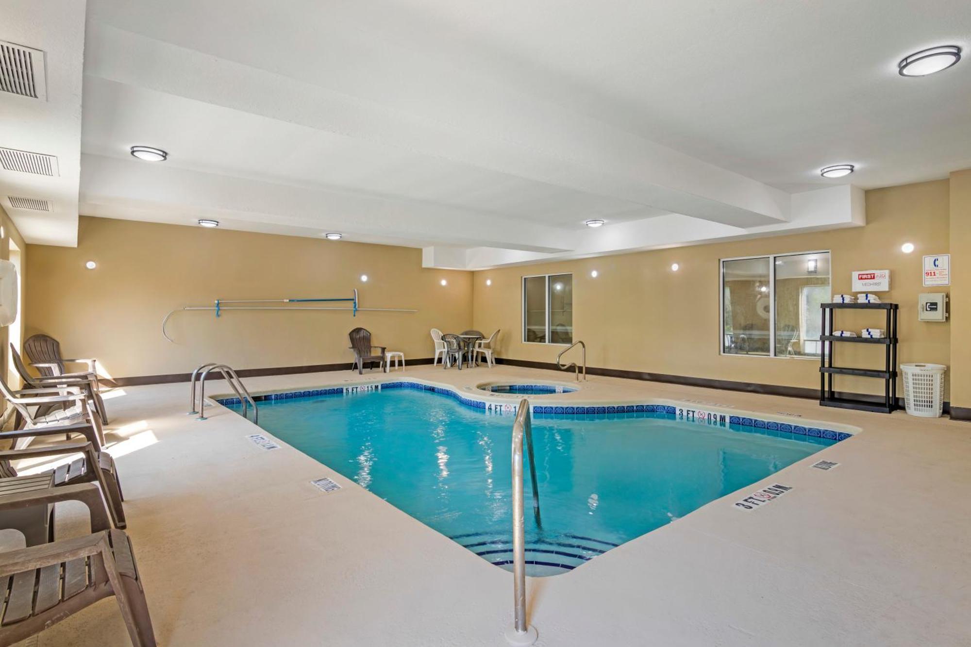 Comfort Suites ברונסוויק מראה חיצוני תמונה