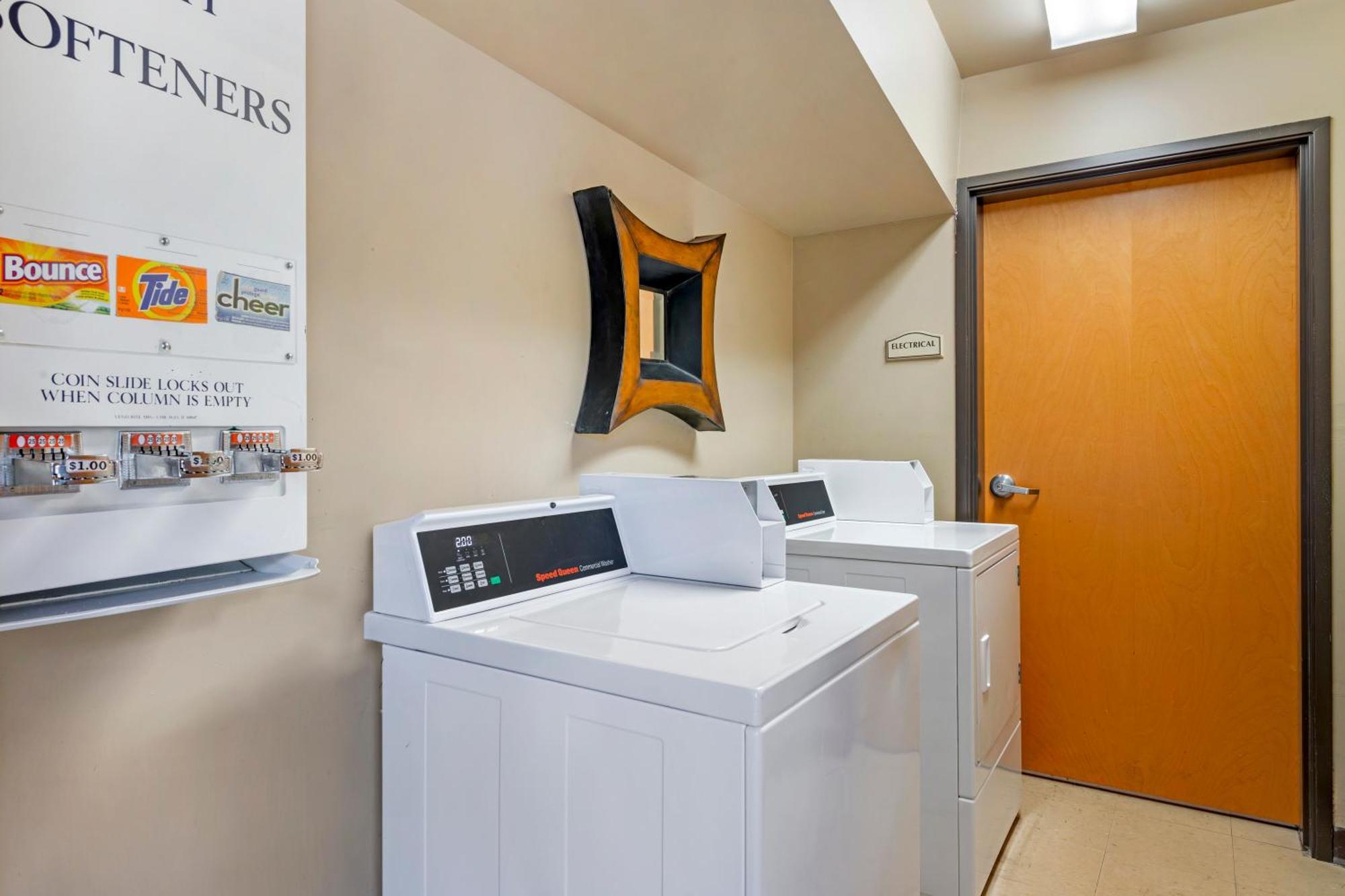 Comfort Suites ברונסוויק מראה חיצוני תמונה