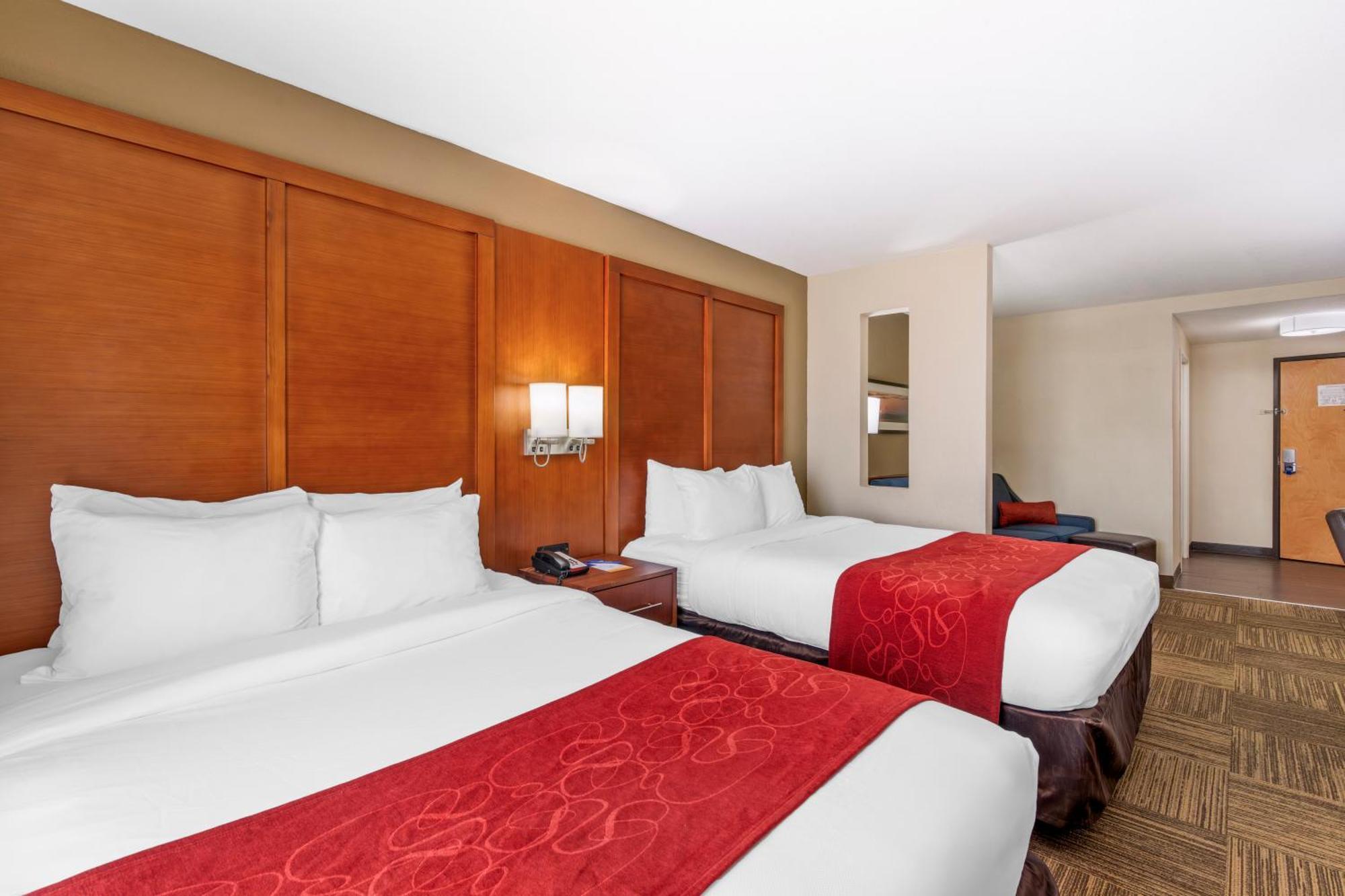 Comfort Suites ברונסוויק מראה חיצוני תמונה